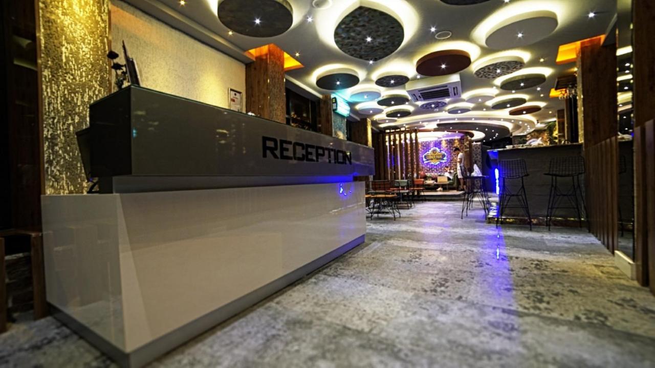 Corner Park Suite Hotel Istanboel Buitenkant foto