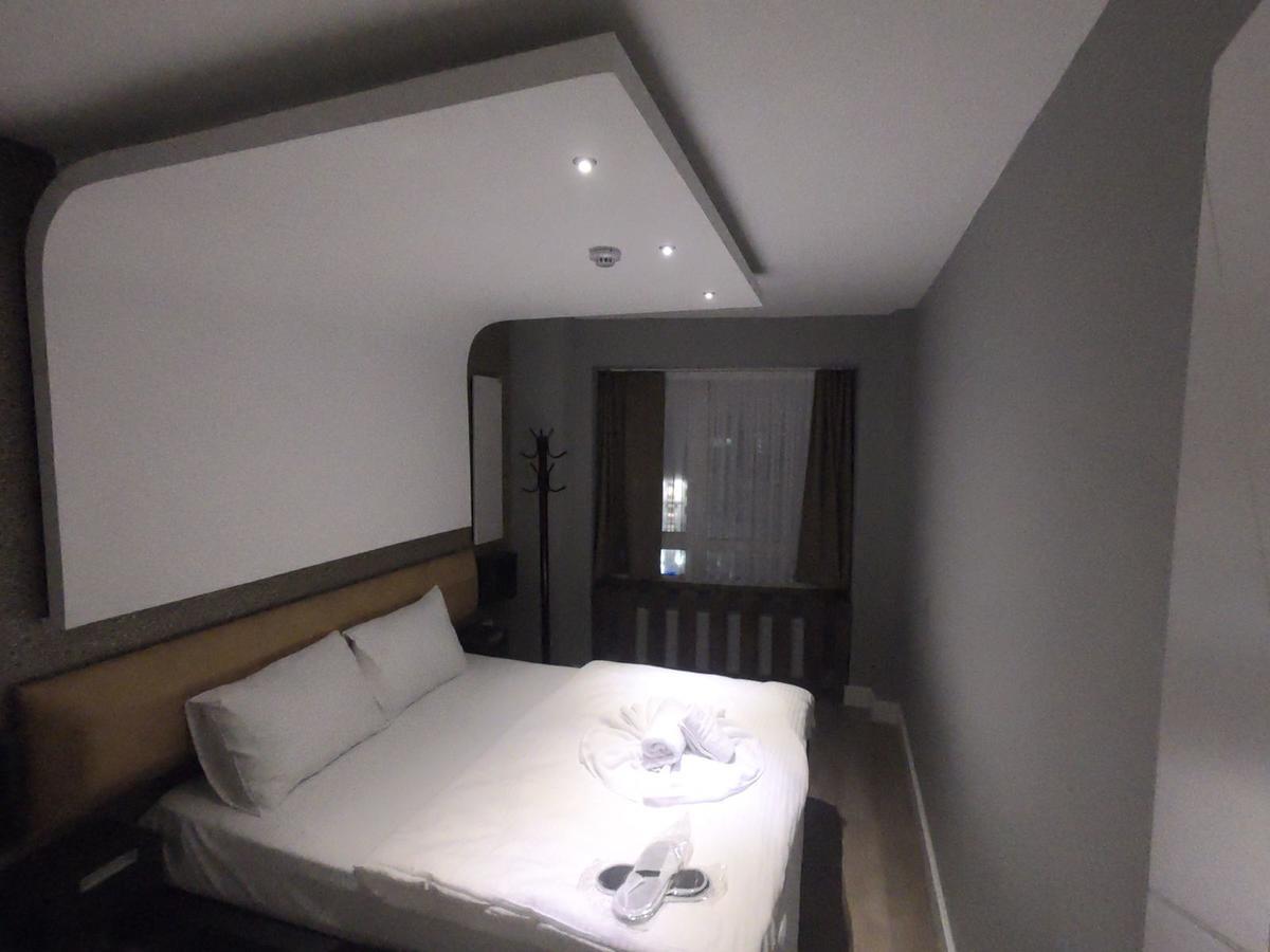 Corner Park Suite Hotel Istanboel Buitenkant foto