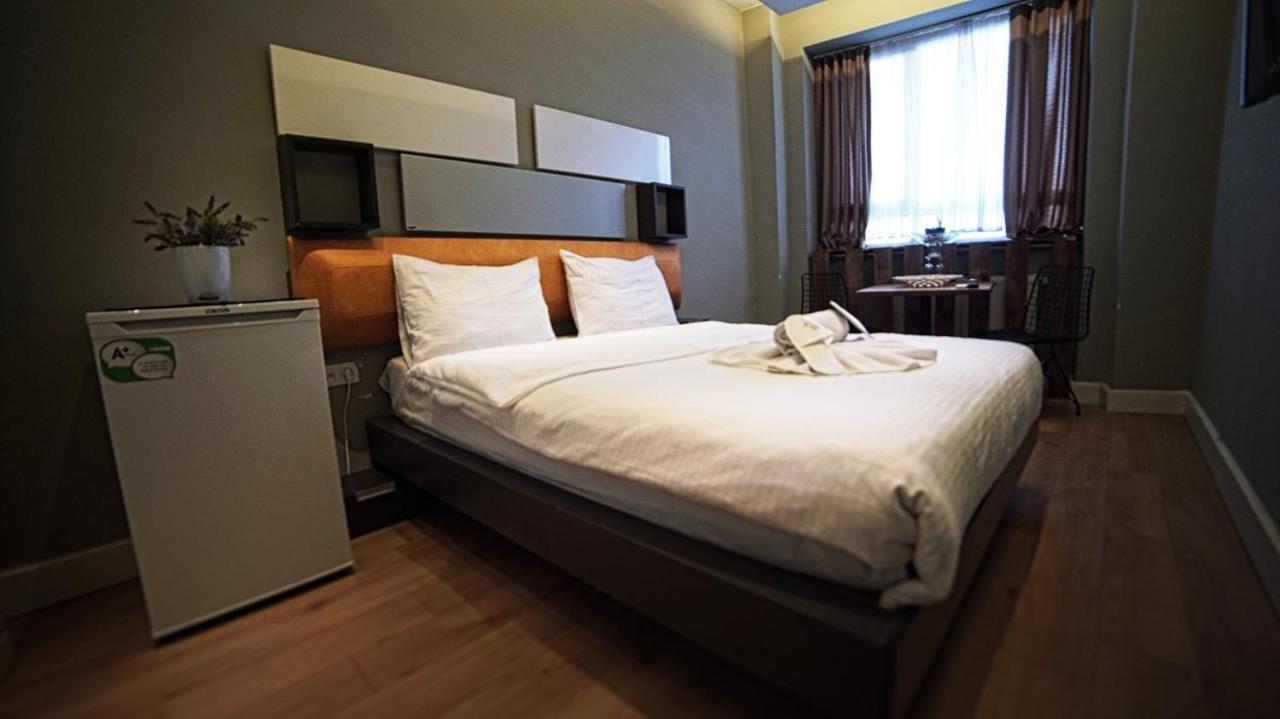 Corner Park Suite Hotel Istanboel Buitenkant foto