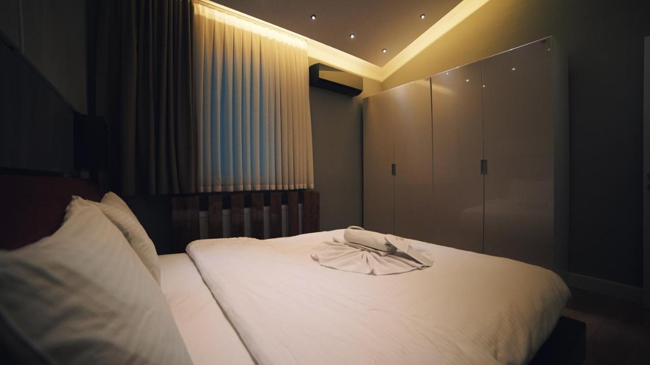 Corner Park Suite Hotel Istanboel Buitenkant foto
